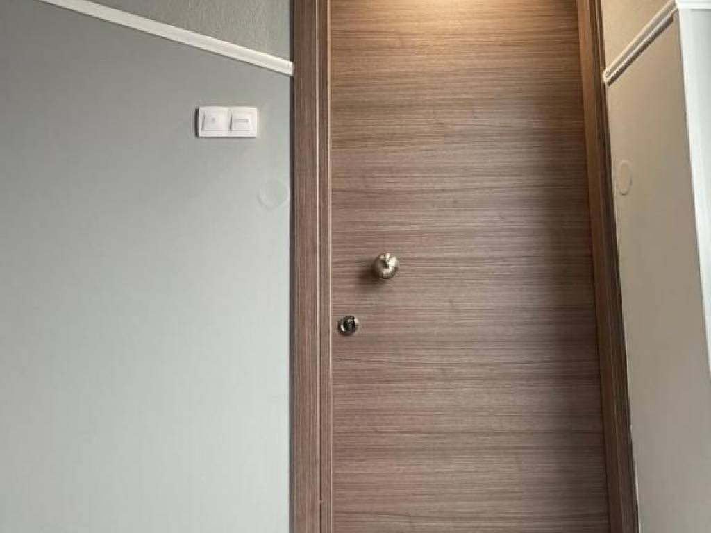 ΘΩΡΑΚΙΣΜΕΝΗ ΠΟΡΤΑ ΑΣΦΑΛΕΙΑΣ