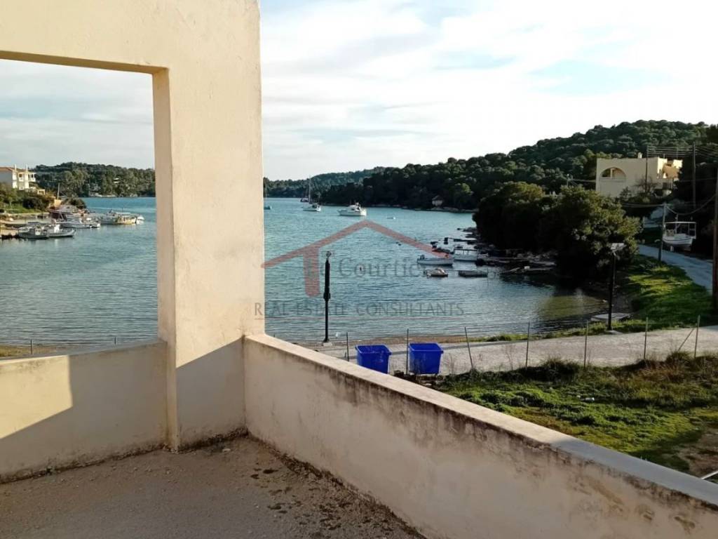 Θέα από μπαλκόνι