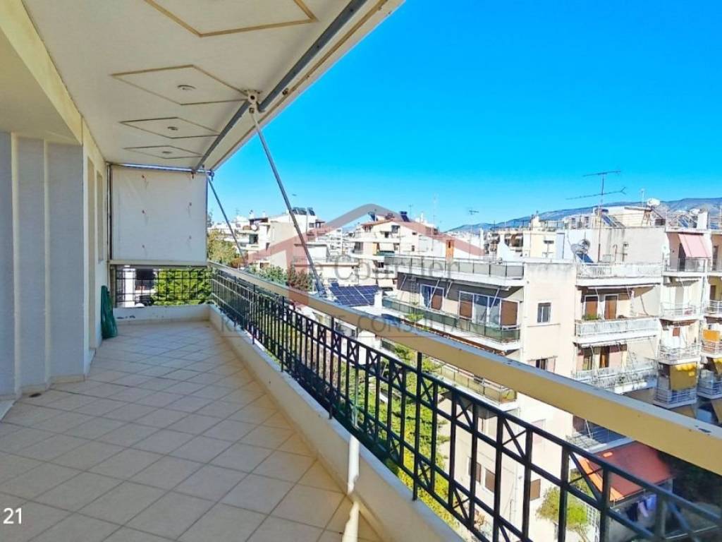 Θέα από μπαλκόνι