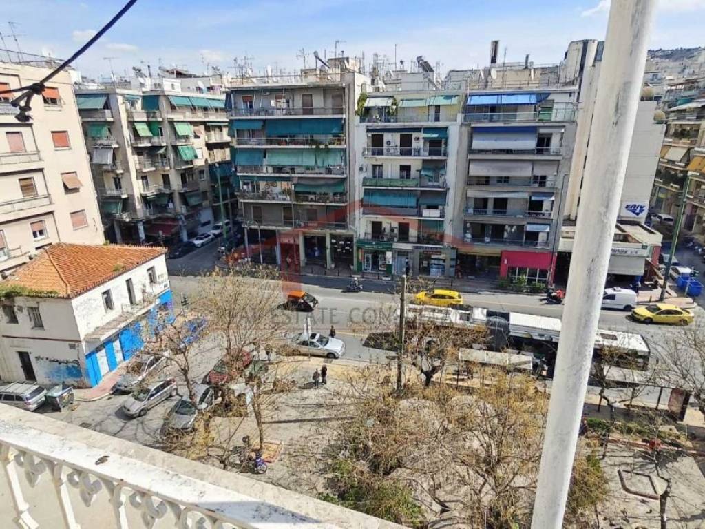 Θέα από μπαλκόνι