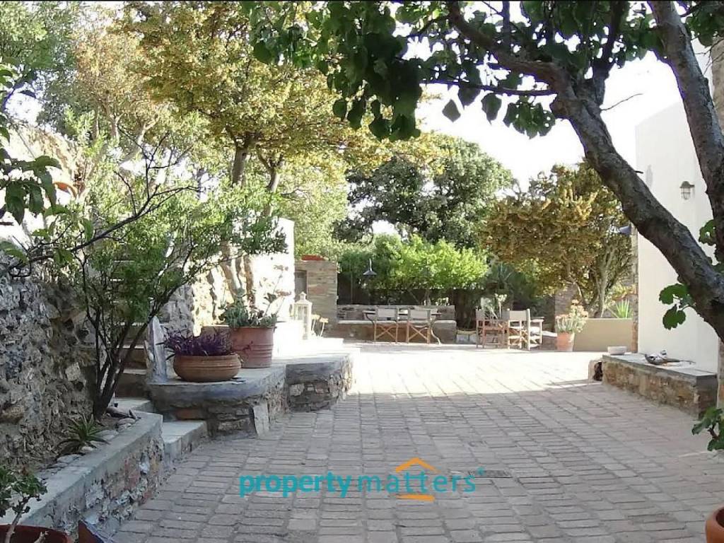 Εσωτερικοι χώροι