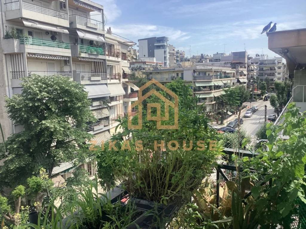 Θέα από μπαλκόνι