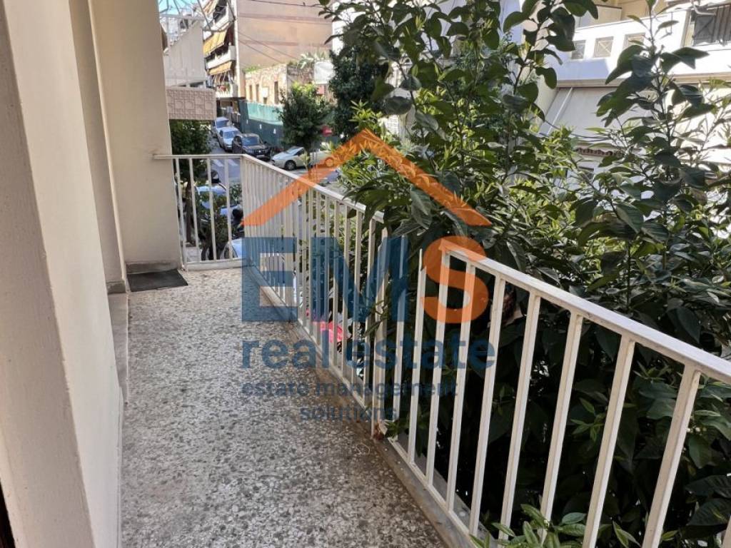 Θέα από μπαλκόνι