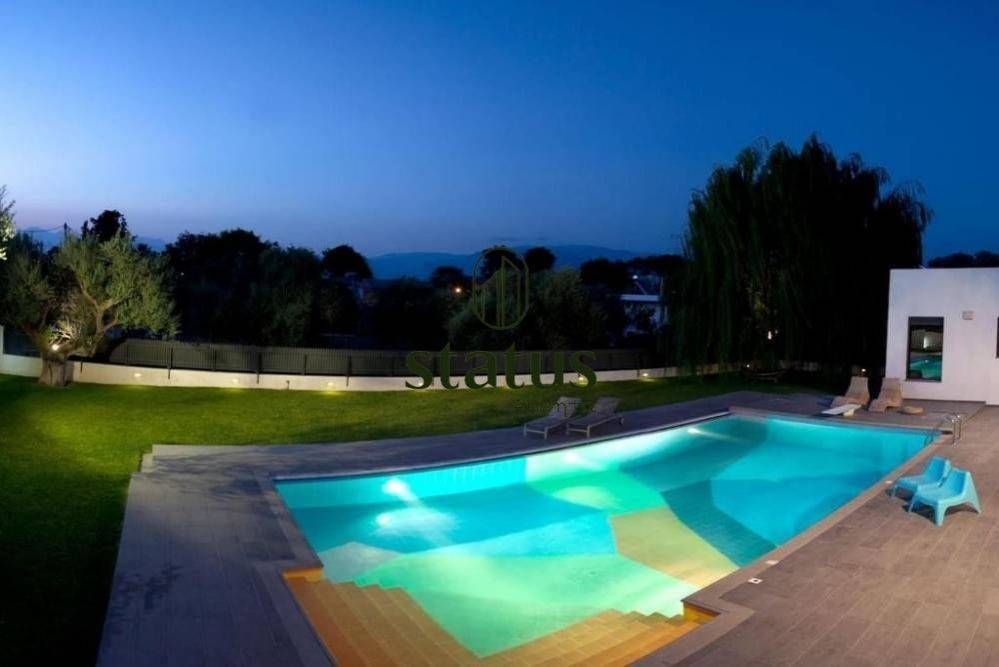 Αυλή/Πισίνα