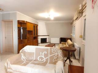 σαλόνι-τζάκι