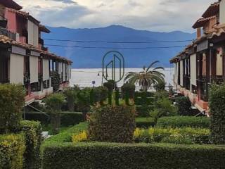 Θέα απο μπαλκόνι