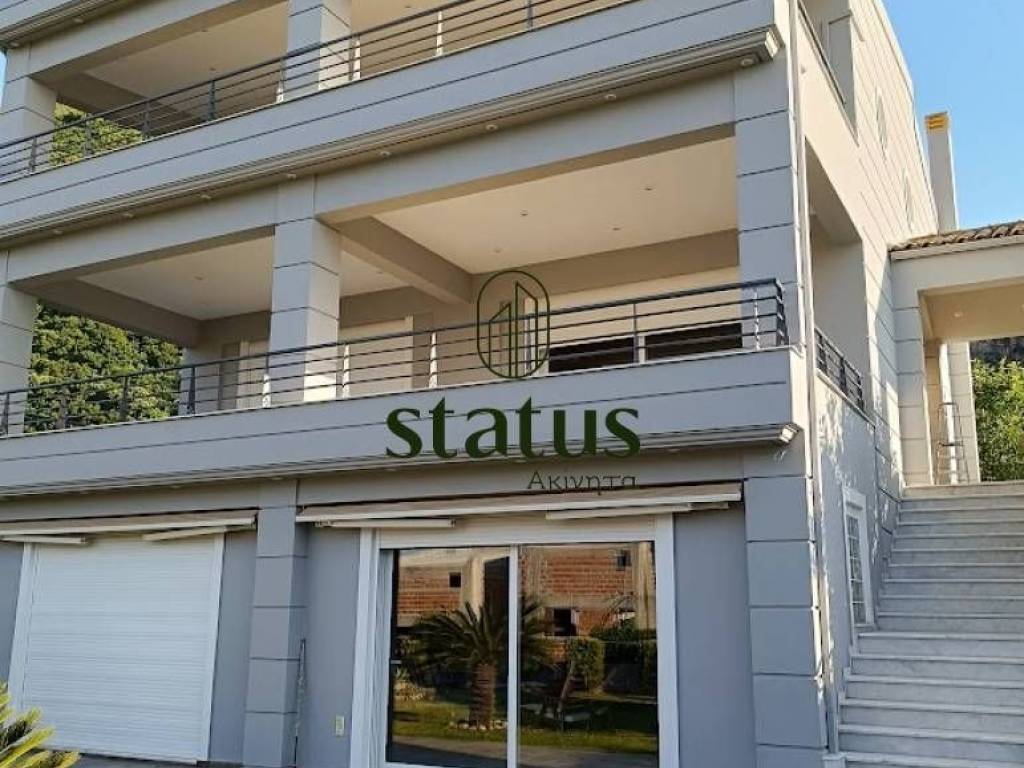 Είσοδος οικοδομής