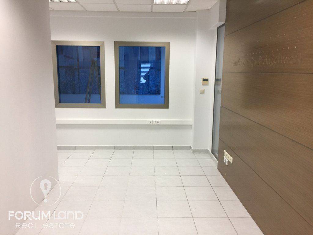 Forumland Real Estate, επαγγελματικός χώρος