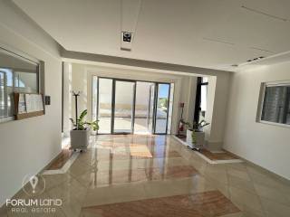 Forumland Real Estate, Εσωτερική όψη