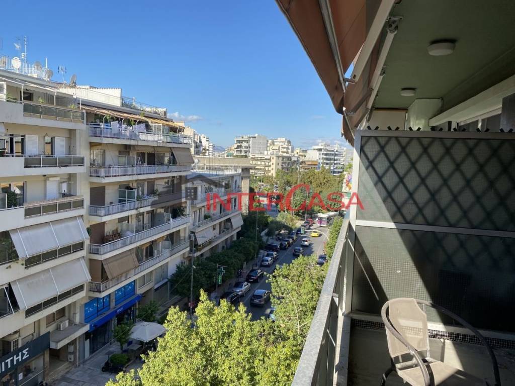 Θέα από μπαλκόνι