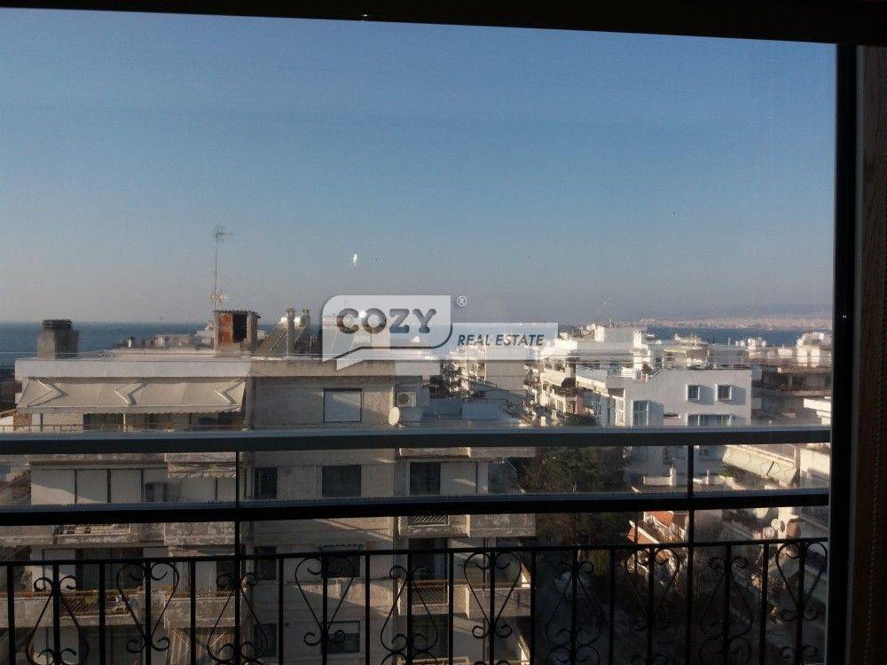 Θέα απο μπαλκόνι