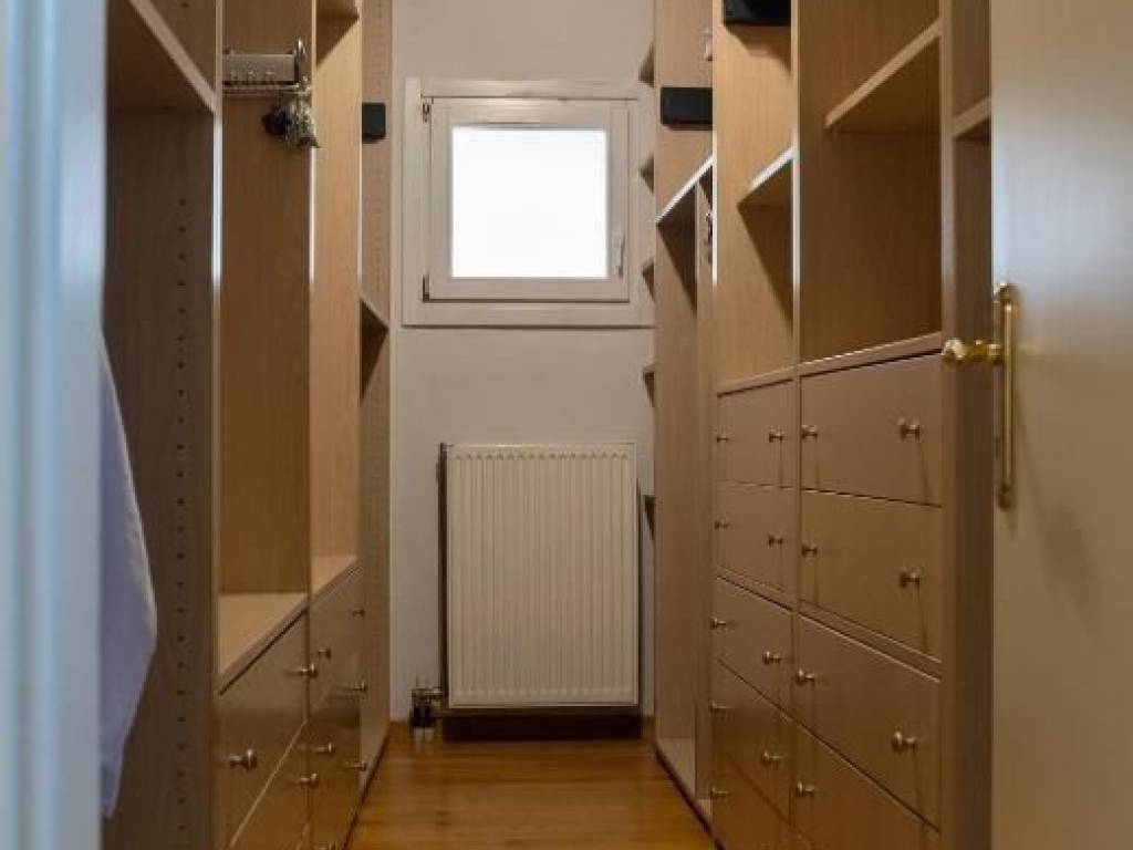 ENTOICHISMENES NTOYLAPES ME BESTIARIA  SE KATHE YPNODOMATIO