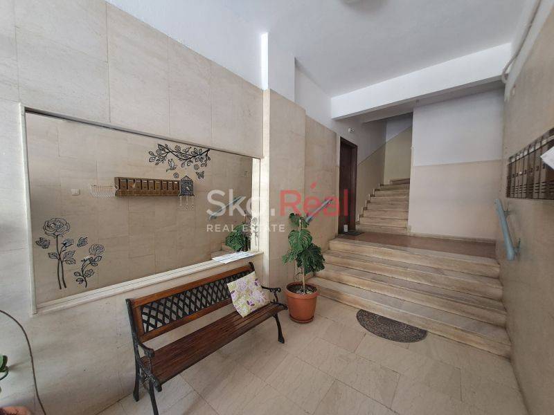 Είσοδος οικοδομής