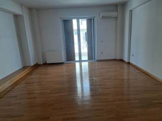 ΣΑΛΟΝΙ ΤΡΙΤΟΥ ΟΡΟΦΟΥ