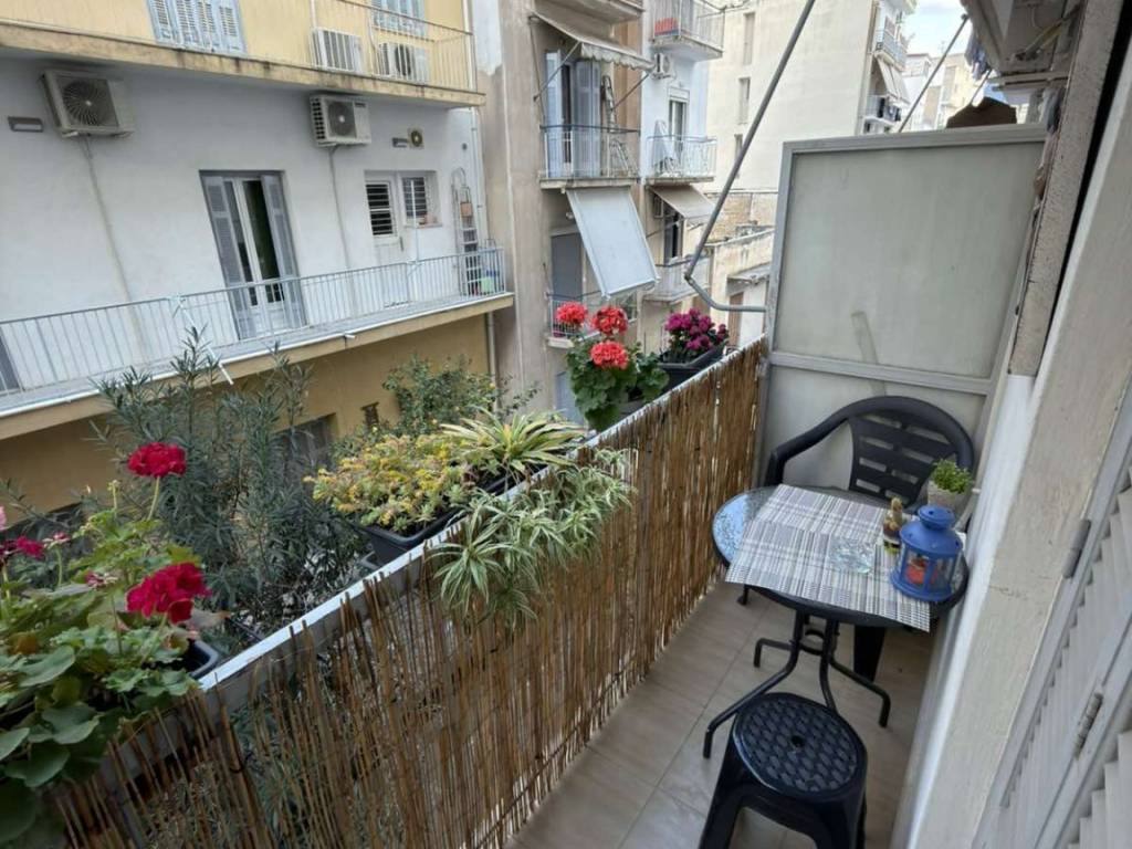 Θέα από μπαλκόνι