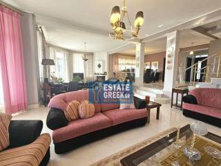 ★ On a 600 sq.m. plot ★ First sea view ★ Fully furnished ★