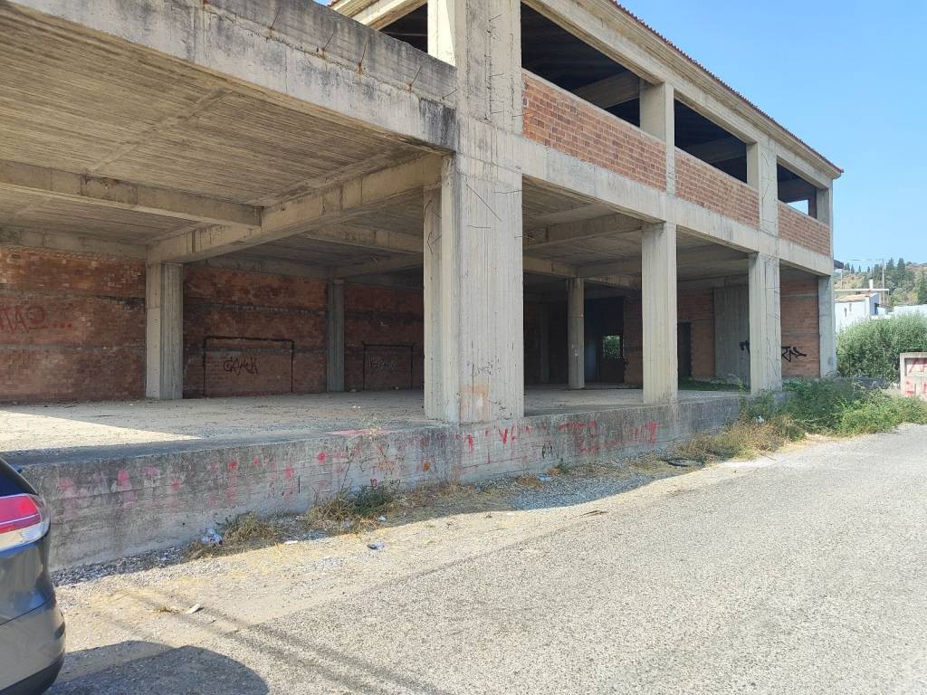 ΜΕ ΙΔΙΩΤΙΚΟ PARKING