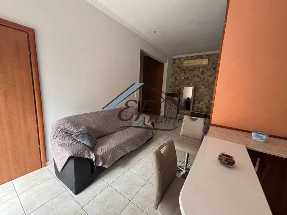 Ενιαίος χώρος κουζίνα-σαλόνι