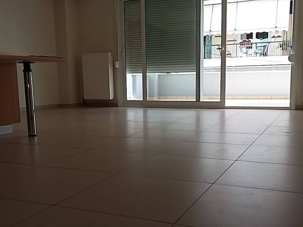 ΚΟΥΖΙΝΑ-ΣΑΛΟΝΙ