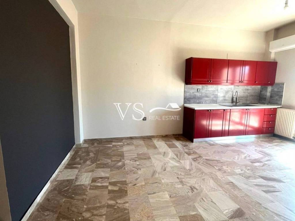 Σαλοκουζίνα