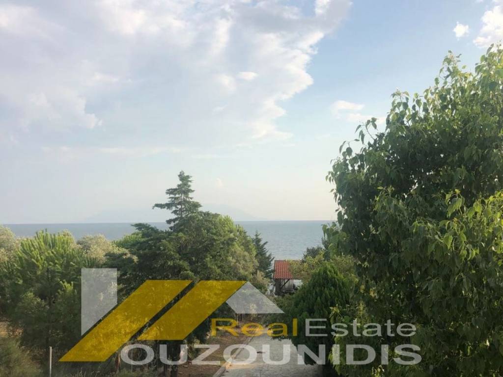 Μεζονέτα με εύκολη πρόσβαση στη θάλασσα και υπέροχη θέα στο Θρακικό Πέλαγος