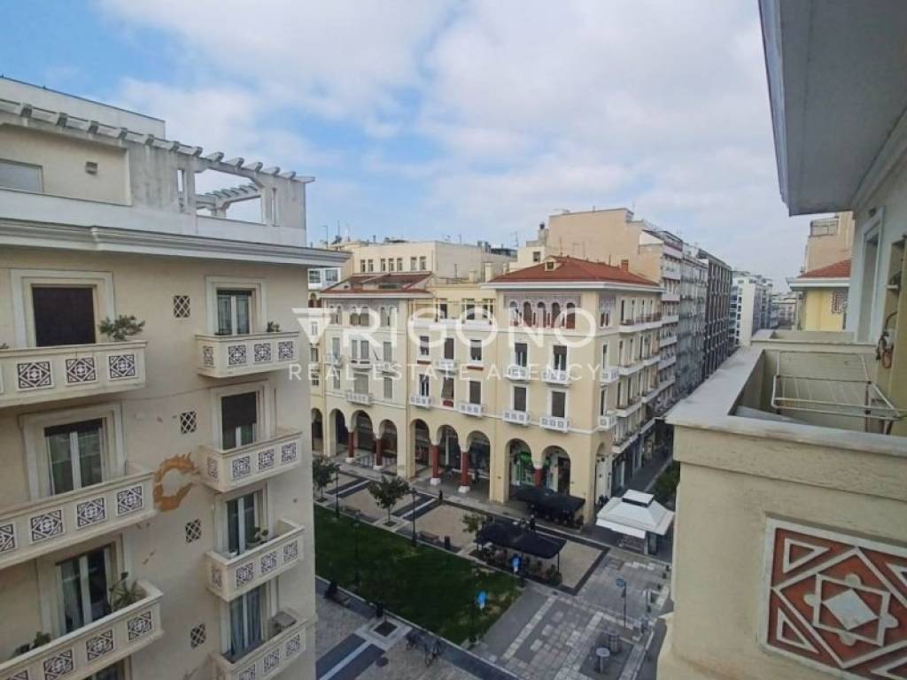 Θέα από μπαλκόνι