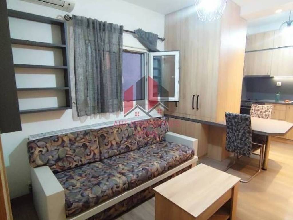 Γκαρσονιέρα