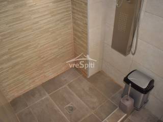 ΚΑΜΠΙΝΑ ΛΟΥΤΡΟΥ