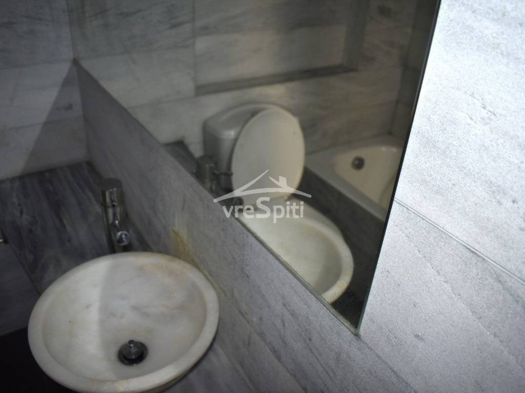 ΑΠΟΨΗ ΛΟΥΤΡΟΥ