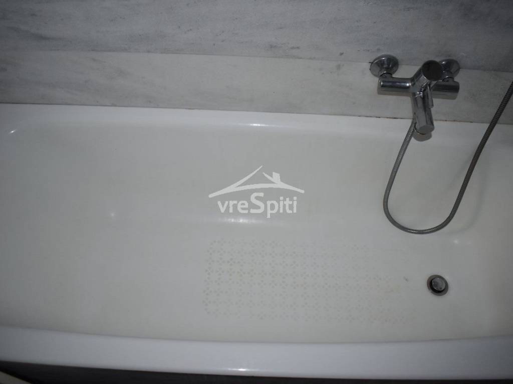 ΑΠΟΨΗ ΛΟΥΤΡΟΥ