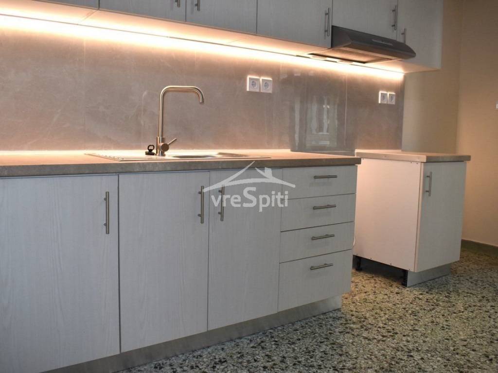 ΑΠΟΨΗ ΚΟΥΖΙΝΑΣ