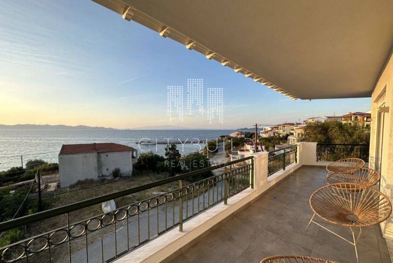 Θέα από μπαλκόνι