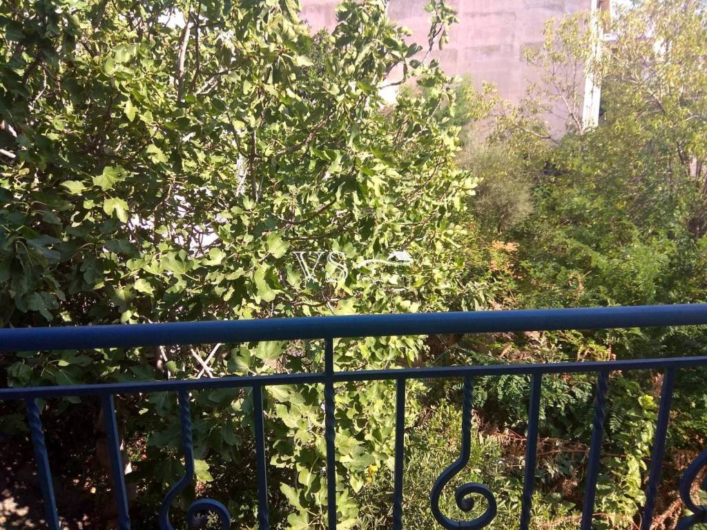 Θέα απο μπαλκόνι