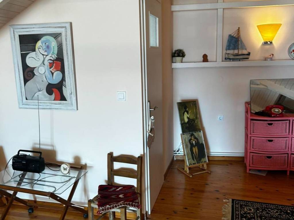 Fully renovated old stone house for sale