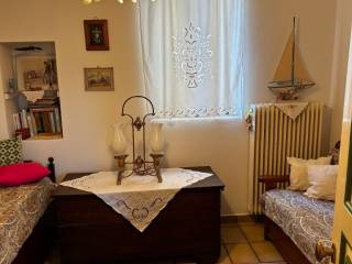 Fully renovated old stone house for sale