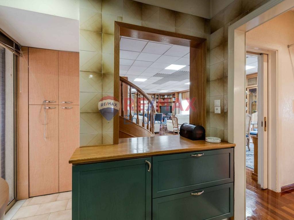 Εσωτερικοι χώροι