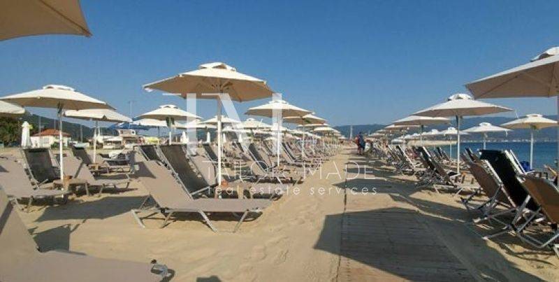 Κοντινή Παραλία