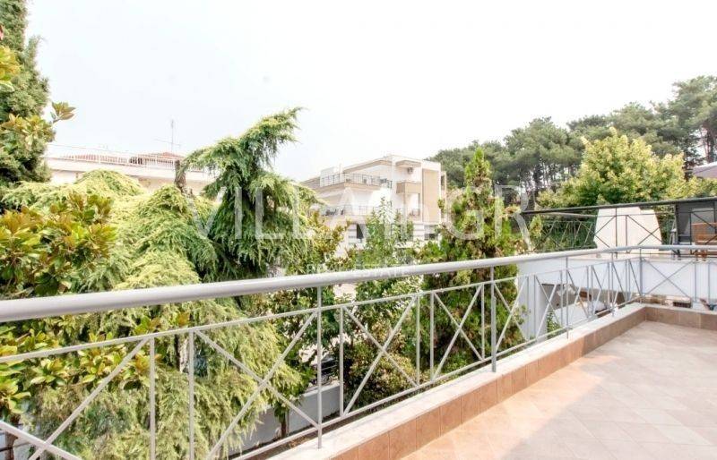 Θέα από μπαλκόνι