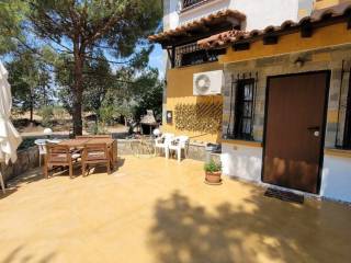 Detached - Grekodom 60169|884449