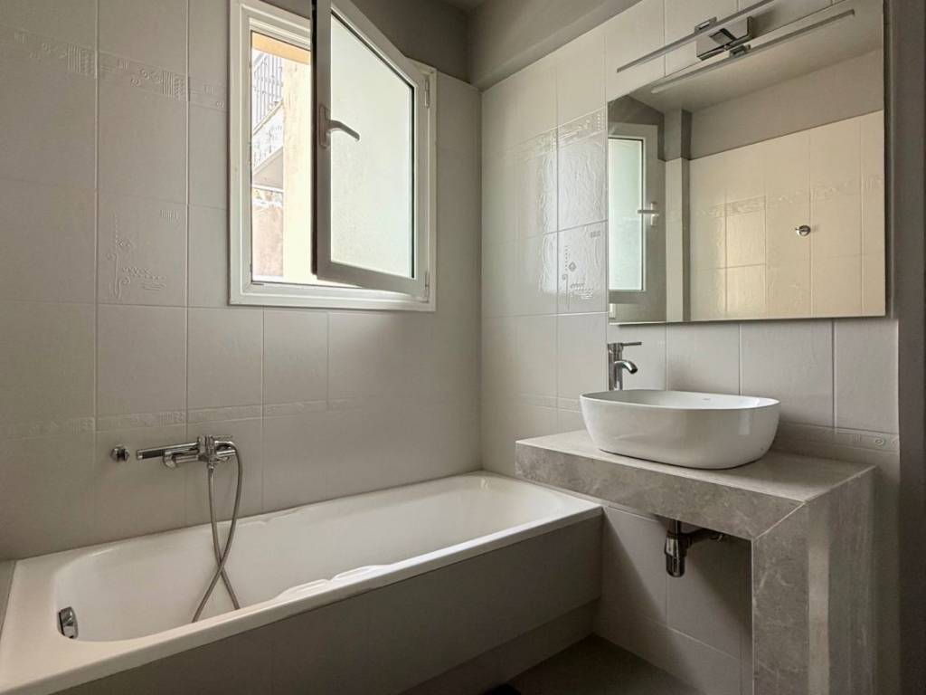 floisvos_residential_apartment_for_rent