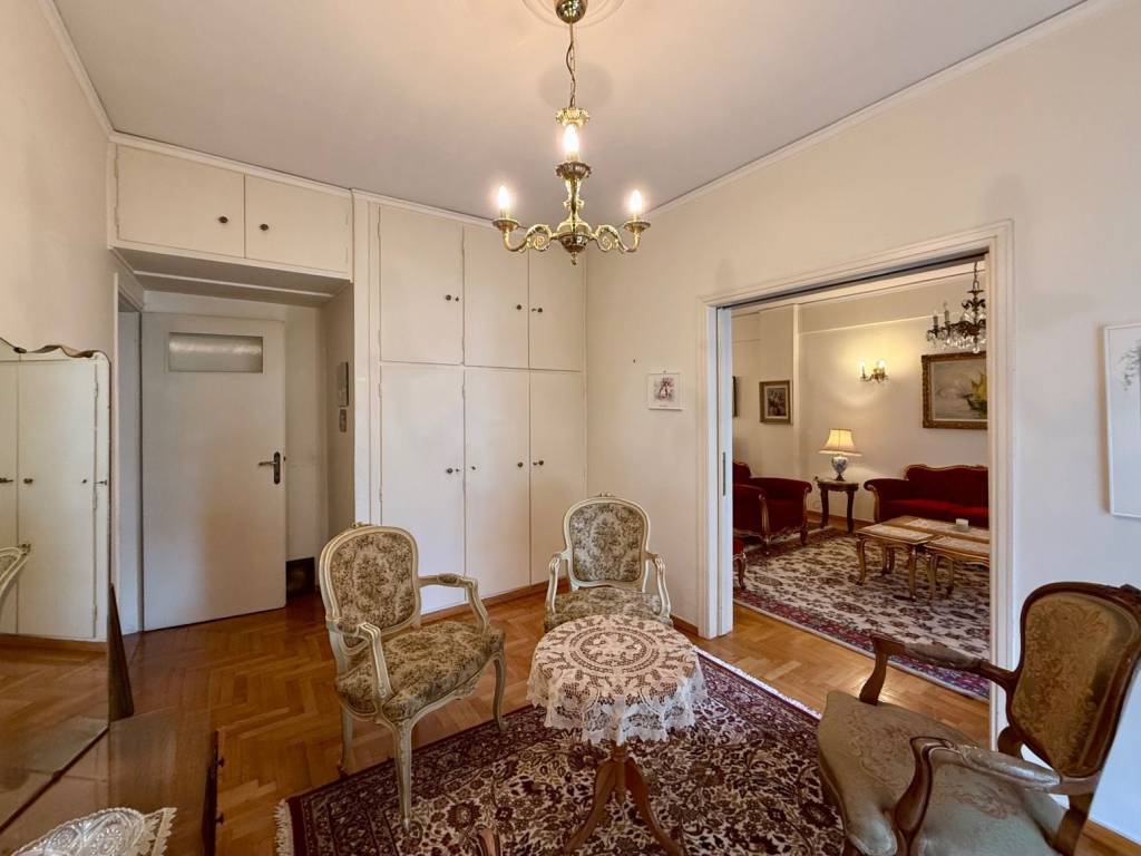 center_residential_apartment_for_rent