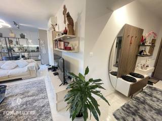 Forumland Real Estate, Σαλοκουζίνα