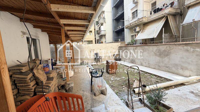 Θέα από μπαλκόνι