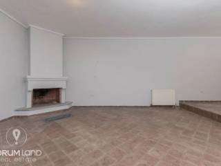 Forumland Real Estate, Σαλόνι με τζάκι