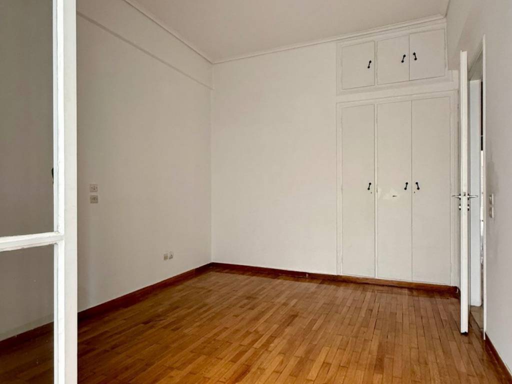 fokionos_negri_residential_apartment_for_sale