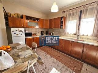 ★ Είναι 2 κατοικίες ανεξάρτητες ★ Πανοραμική θέα ★ Οικόπεδο 677τμ ★