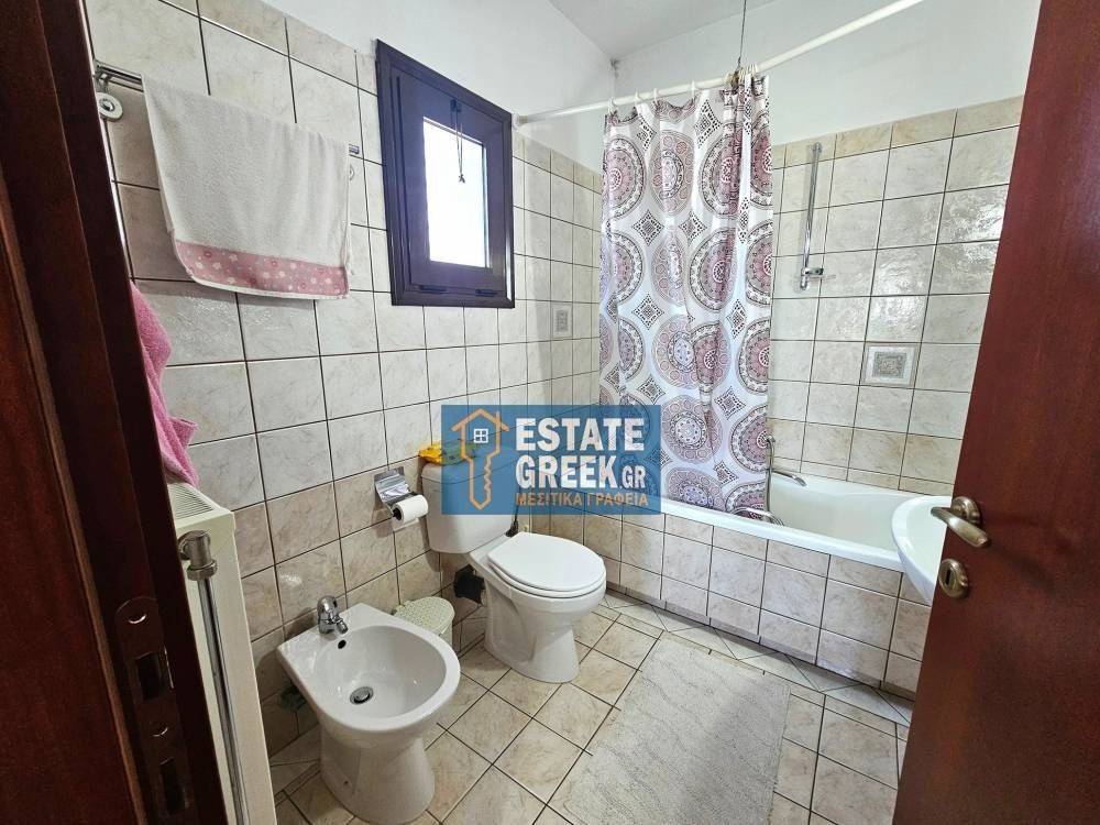 ★ Είναι 2 κατοικίες ανεξάρτητες ★ Πανοραμική θέα ★ Οικόπεδο 677τμ ★