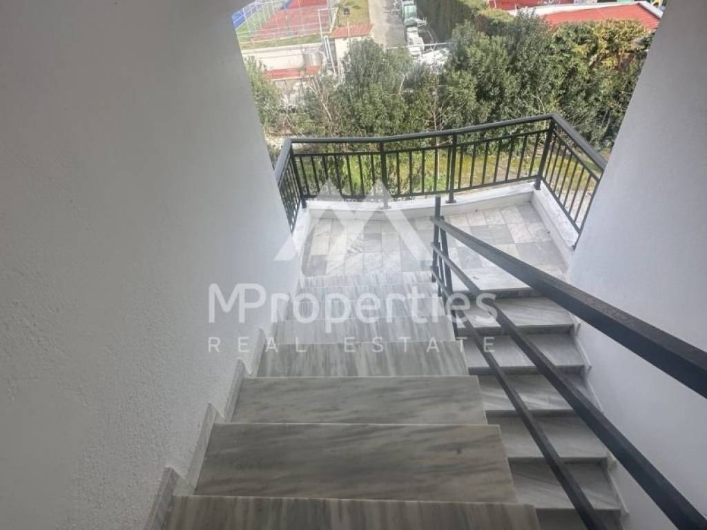 Θέα από μπαλκόνι