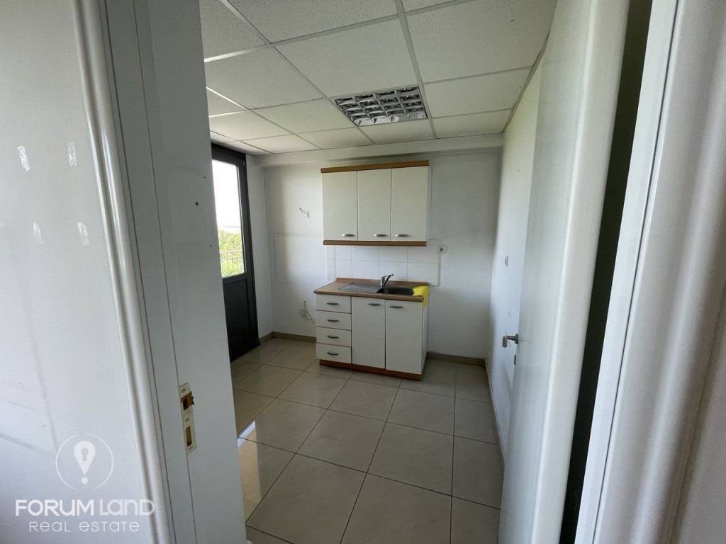 Forumland Real Estate, Κουζίνα