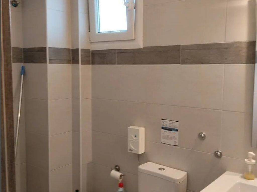 Forumland Real Estate, Μπάνιο